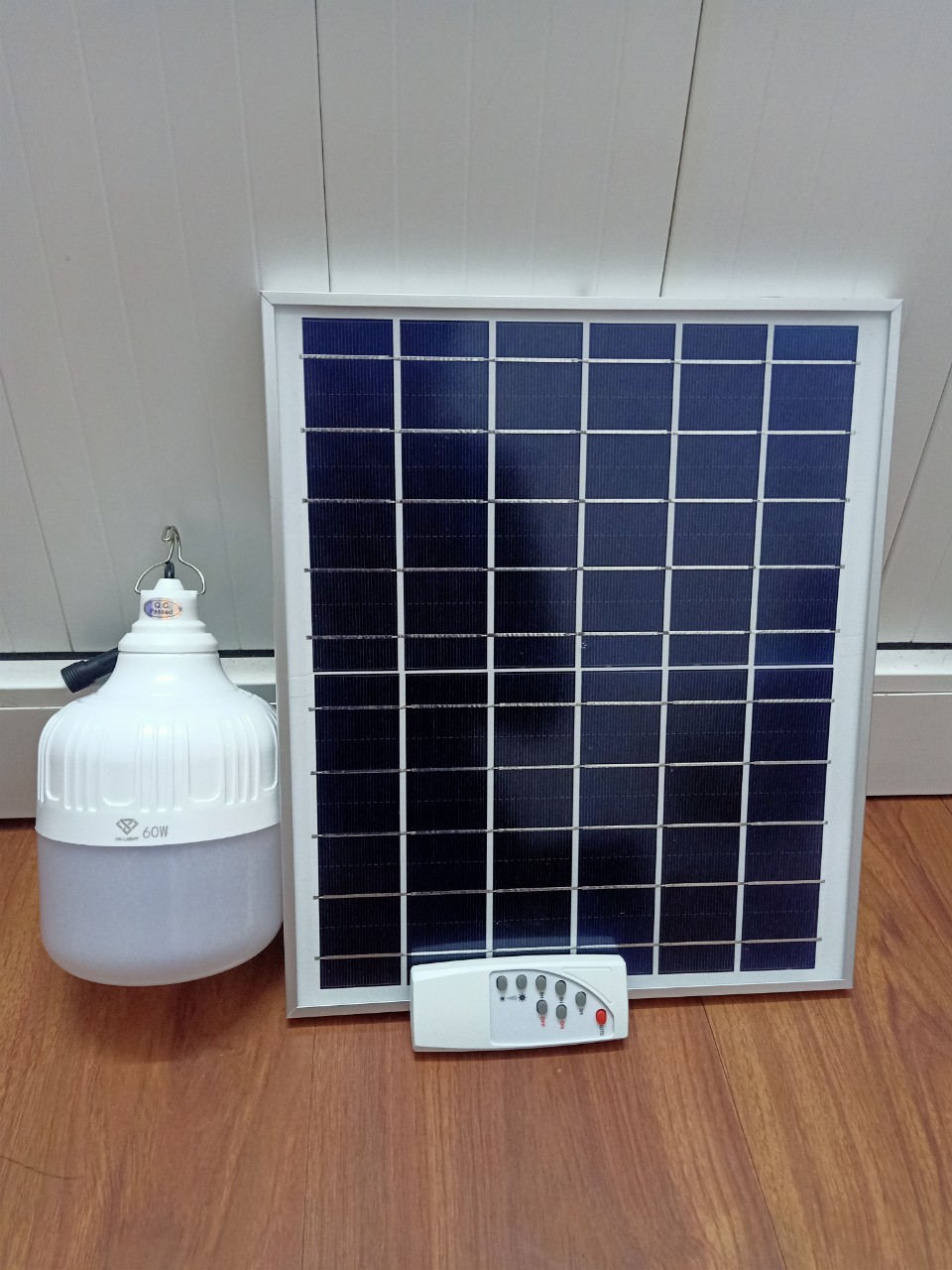 Đèn led búp 100w năng lượng mặt trời