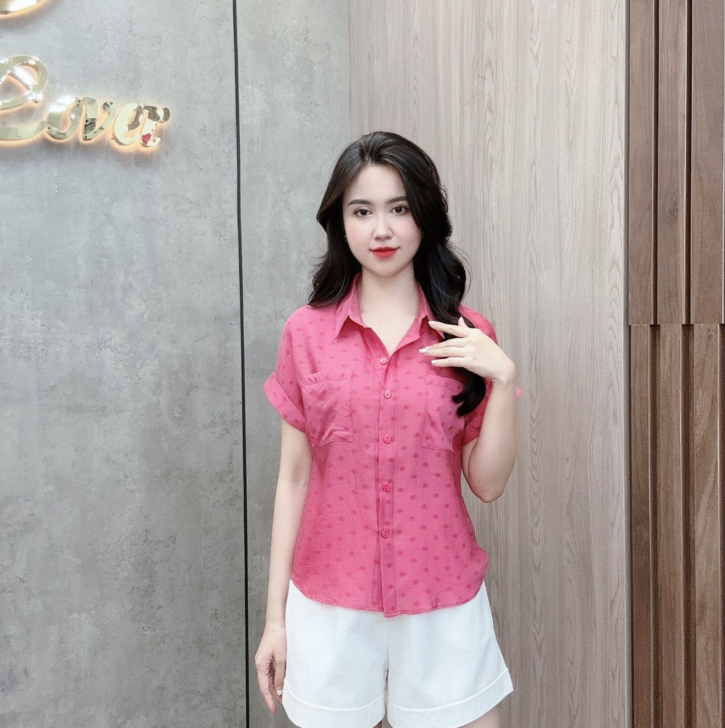 Áo sơ mi nữ, áo sơ mi họa tiết chấm bi chất liệu kẻ Nhật mềm mịn thiết kế trẻ trung thanh lịch Mina Clothes