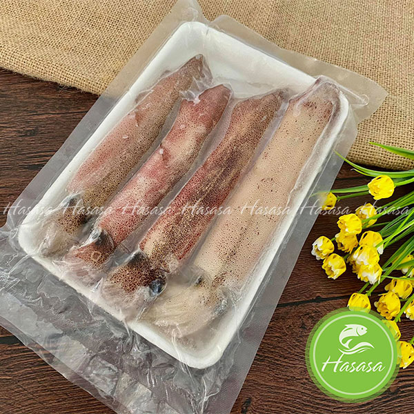 Mực ống câu phan thiết loại lớn - size 4con/1 vỉ 500gram -  được cấp đông nhanh nên chất lượng mực được giữ tươi nguyên, đảm bảo chất lượng mực tươi ngon, giòn ngọt