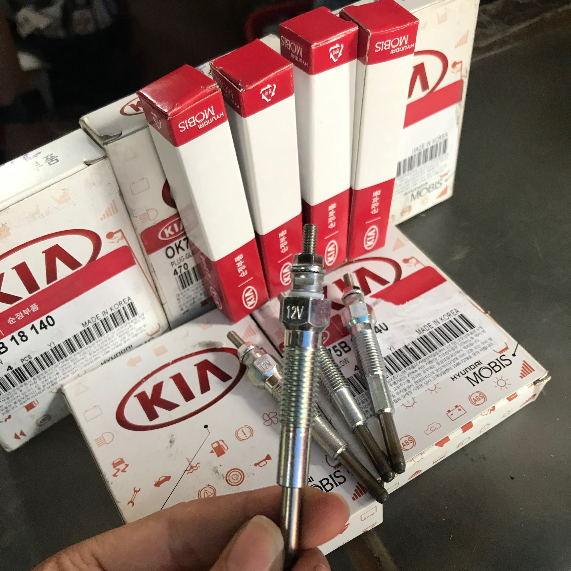 [HCM]Bộ 4 Bugi Xông (Bugi Sấy) KIA Ford Mazda