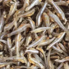 Cá khô tẩm gia vị, cá cơm khô bỏ đầu đặc sản Nha Trang  đóng túi hút chân không 200Gram