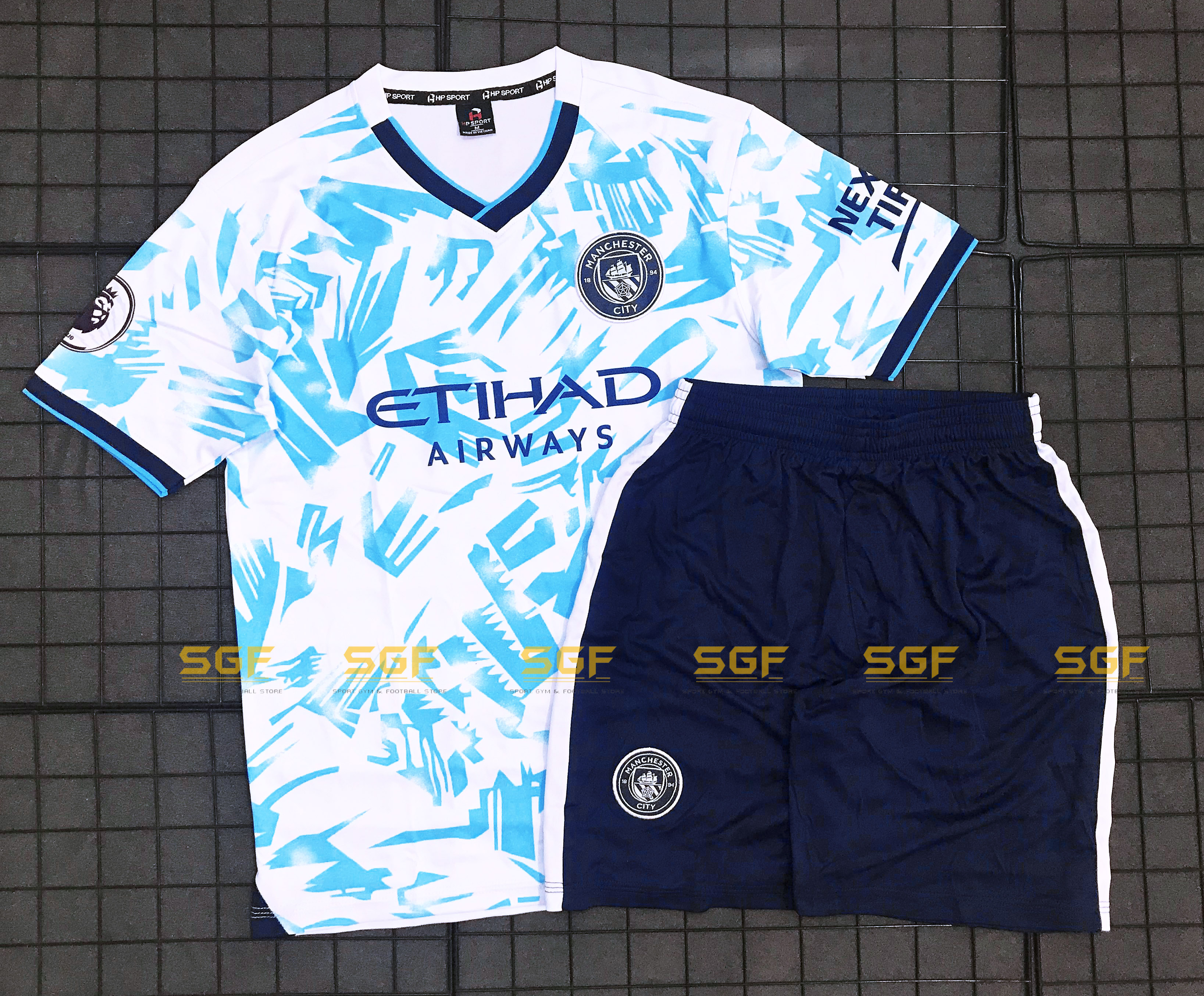 Quần Áo Bóng Đá MANCITY trắng mẫu tập trước trận 2023