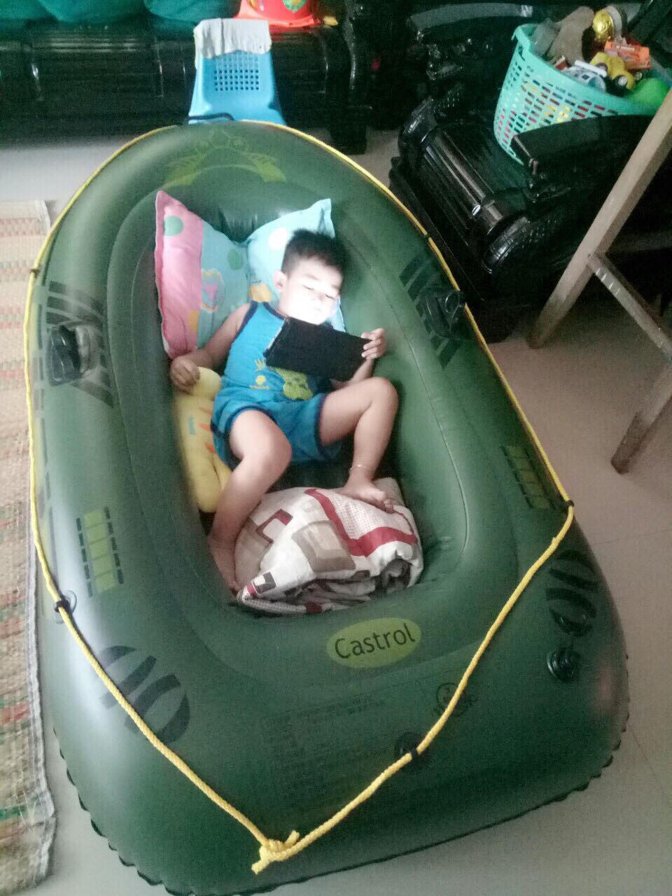 Thuyền phao hơi du lịch, dã ngoại ,câu cá- Xuồng bơm hơi cao cấp- Đồ phòng hộ chống ngập lụt- SIZE 2 NGƯỜI