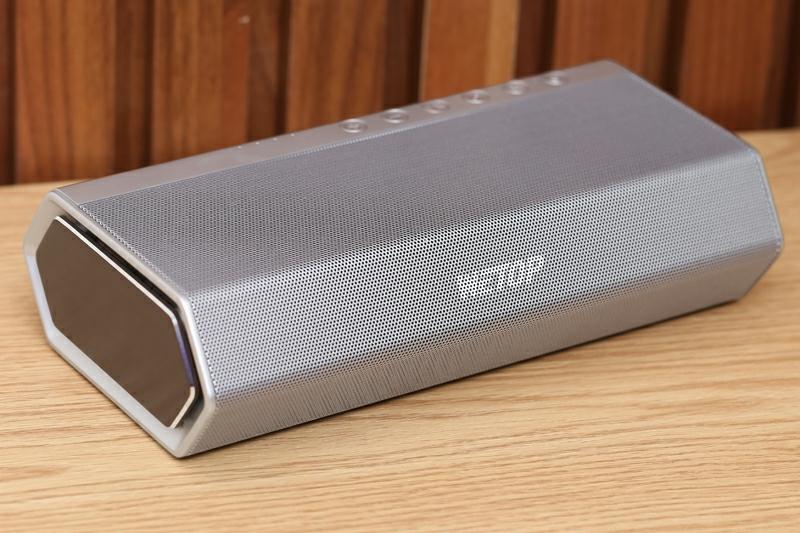 Loa bluetooth wetop h8008 bạc