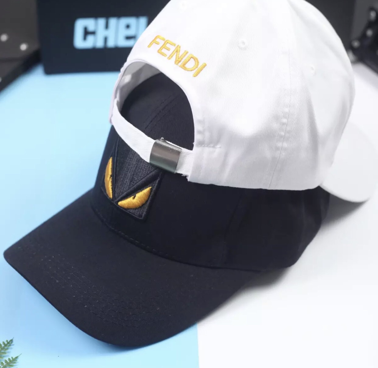 MŨ KẾT THỜI TRANG CON MẮT FENDI - MŨ LƯỠI TRAI HOTTREND