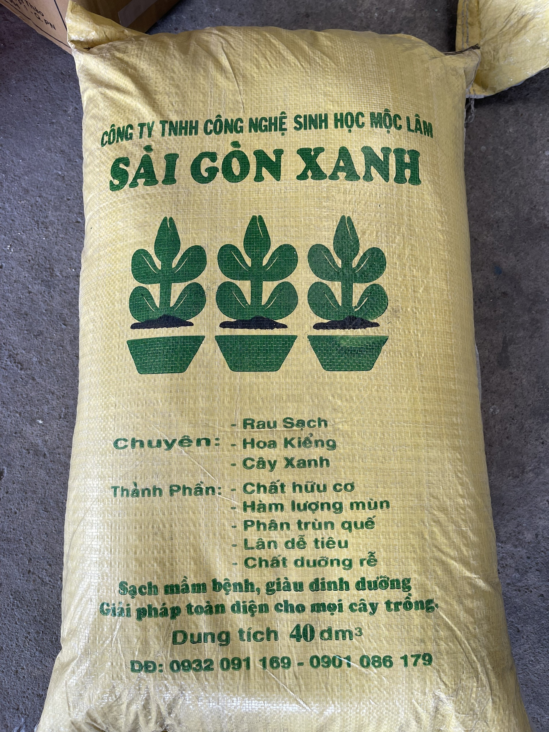 Đất sạch trồng rau, trồng cây, bổ sung dinh dưỡng 40dm3