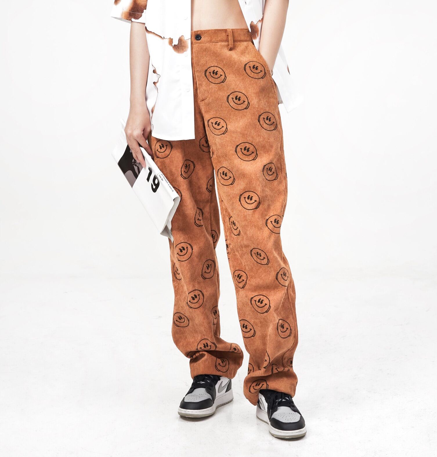 MENDE - Brownie Cargo Pant - Quần nhung tăm form suông