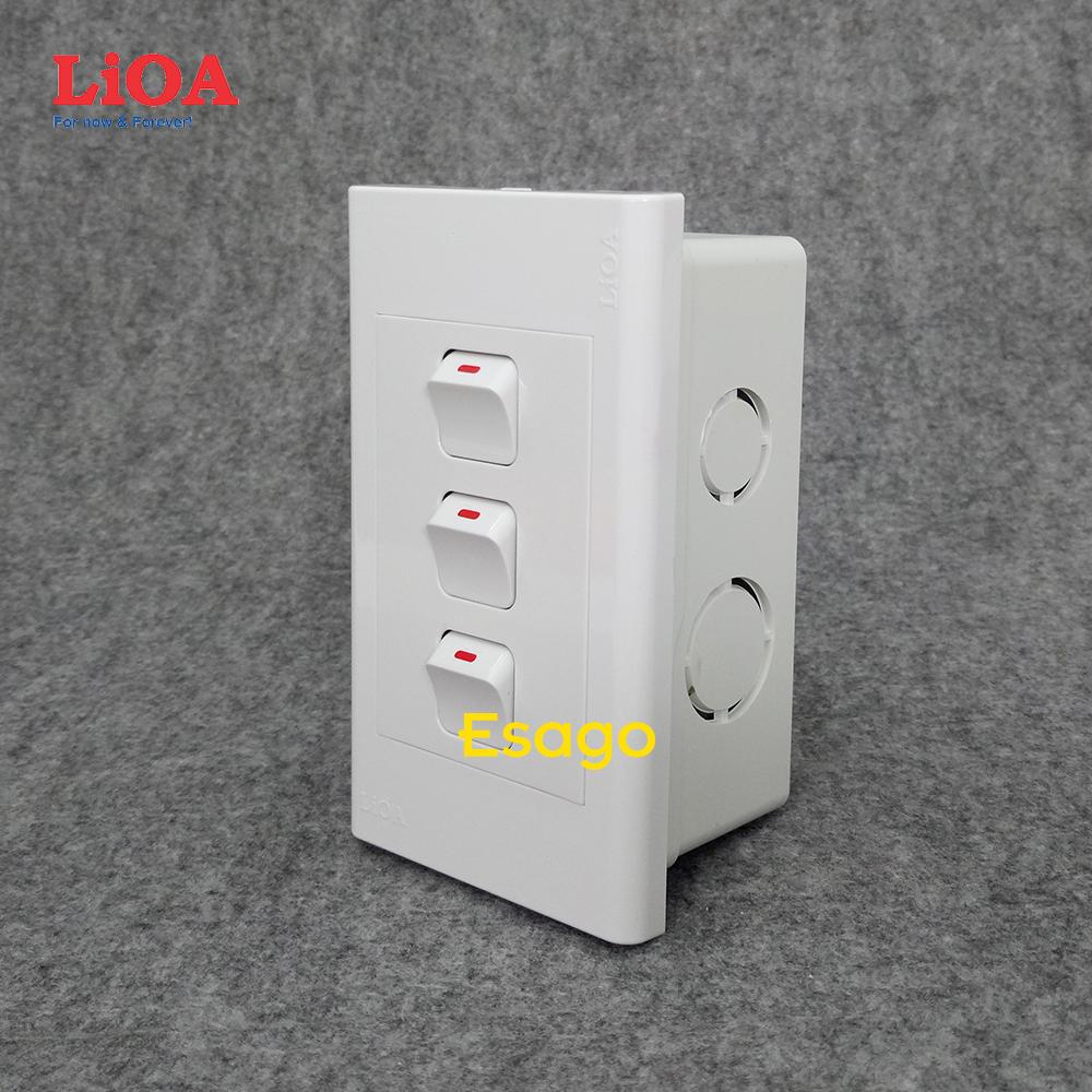 Combo 3 công tắc điện 1 chiều + mặt lỗ vuông LiOA - Lắp âm tường