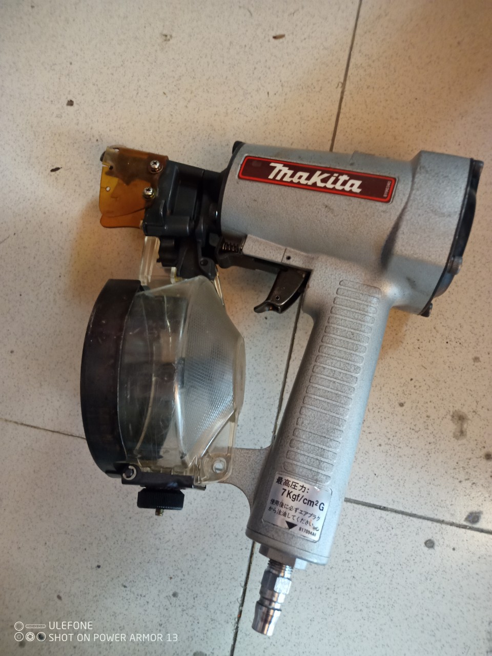 Máy bắn đinh cuộn Makita Hàng bãi nhật