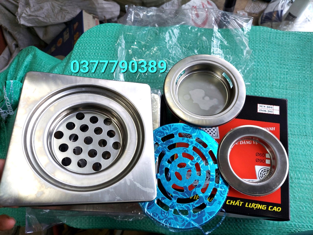 Phễu thoát sàn inox 15x15
