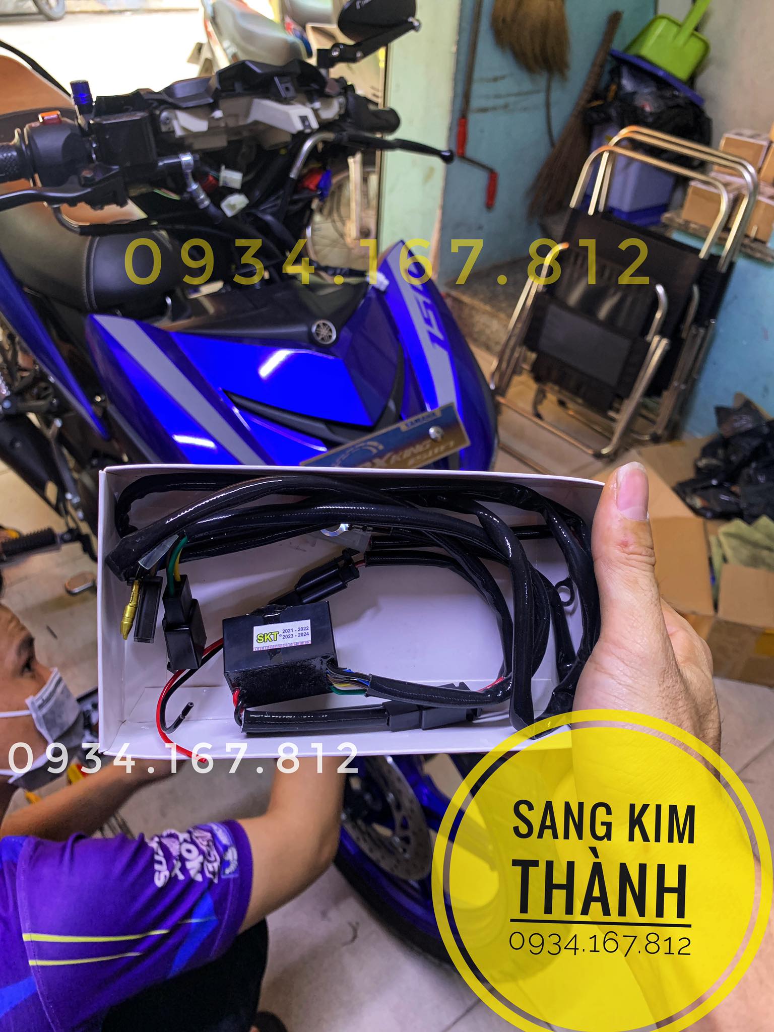 Mạch gắn đèn bi cầu mini xe exciter 150 155 tích hợp trên nút passing