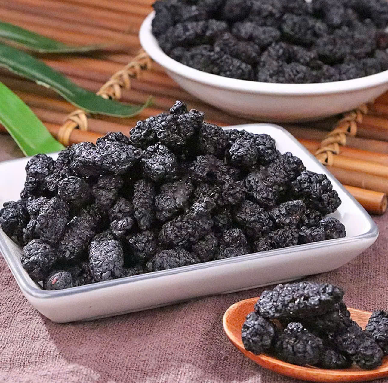  Dâu tằm nguyên quả sấy khô đen đẹp không vụn pha trà uống đẹp da dưỡng tóc 