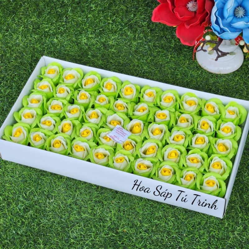 Hoa sáp,hoa hồng sáp thơm 3 lớp bó hoa hộp 50 đầu bông