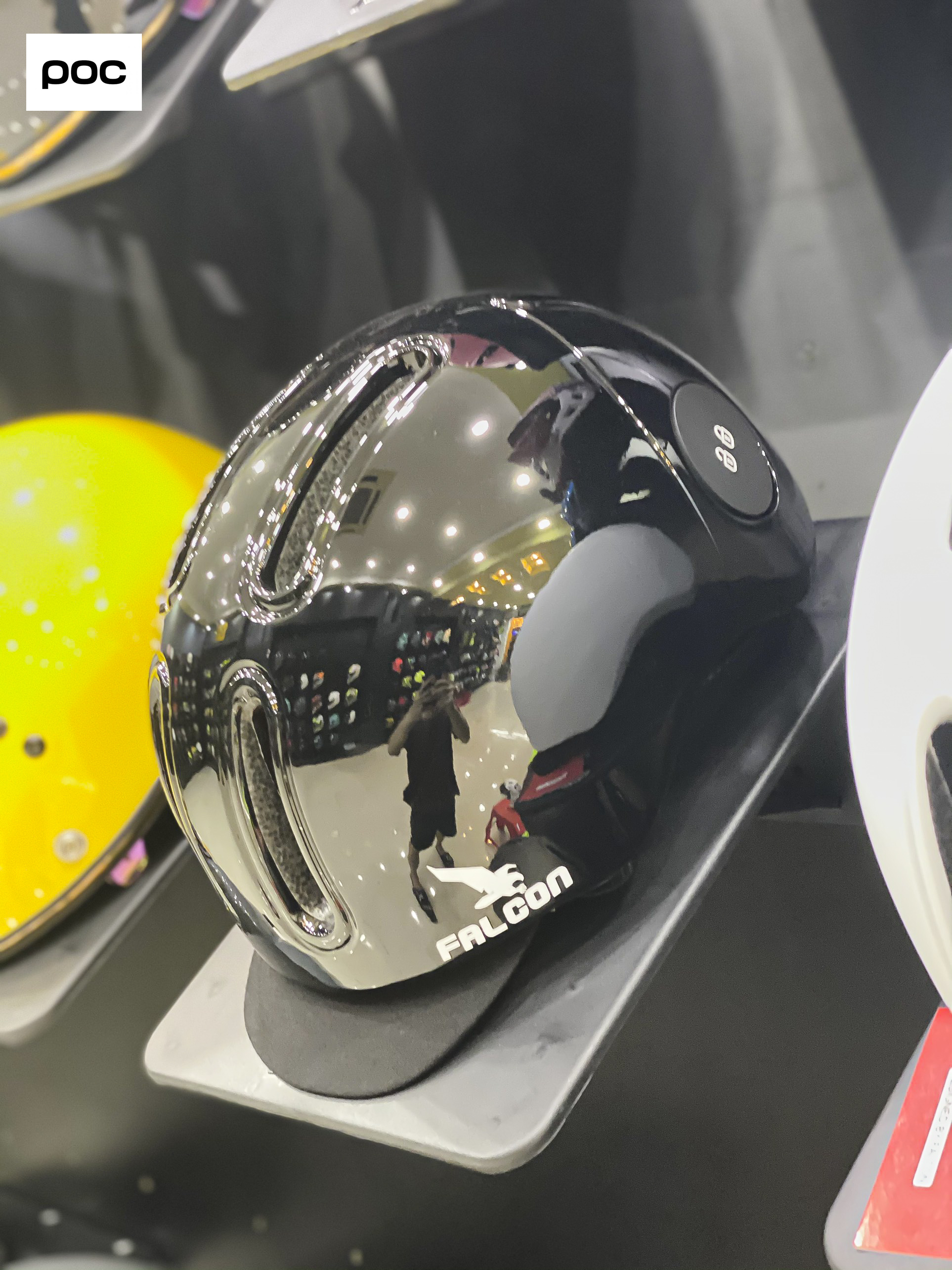 ( Tặng kèm lưỡi trai che nắng) Nón POC FALCON F05 Đen Bóng hàng mới nhất 2021 ( kèm hộp đựng nón)