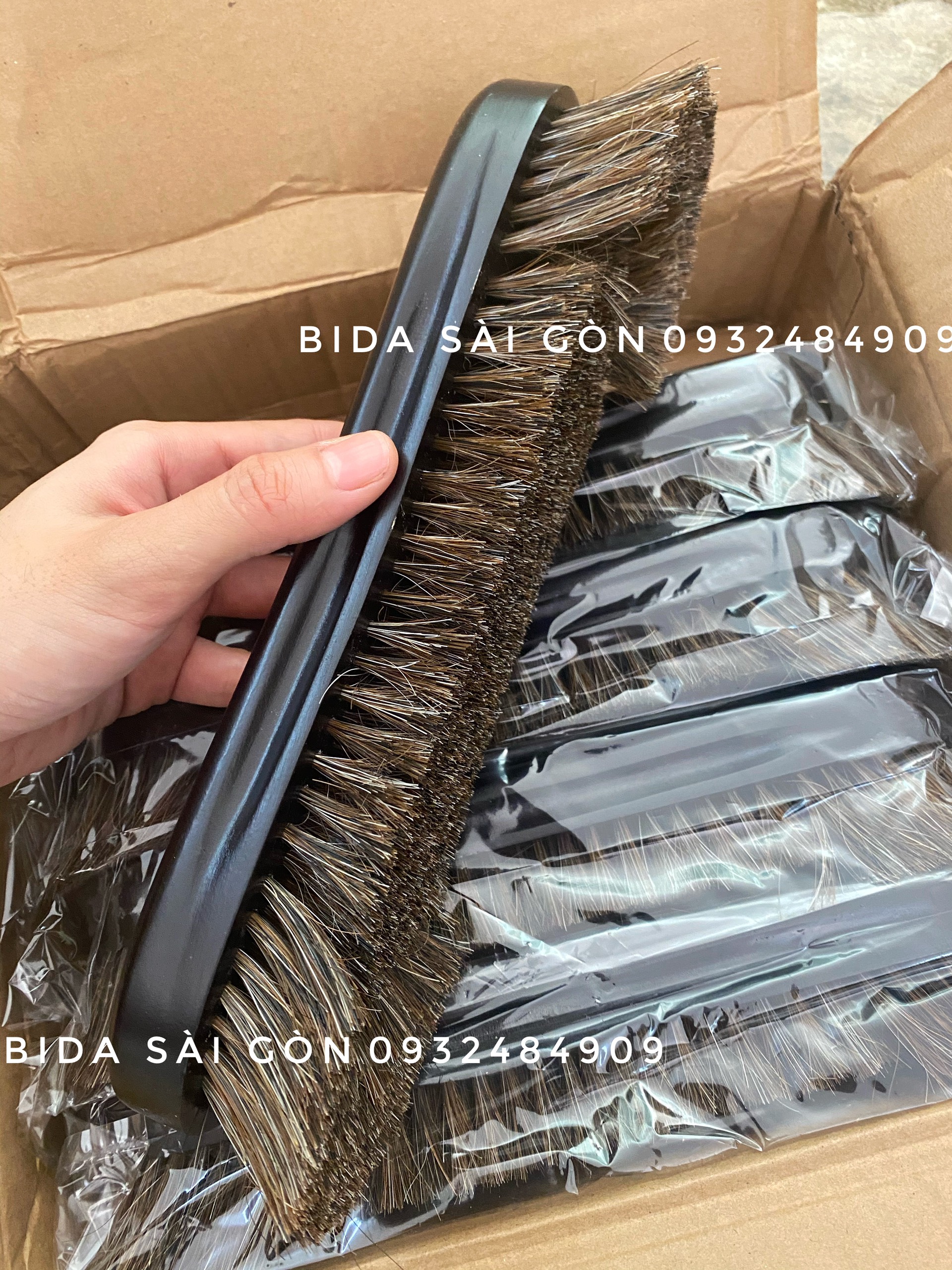 Chổi quét bàn bida lông ngựa
