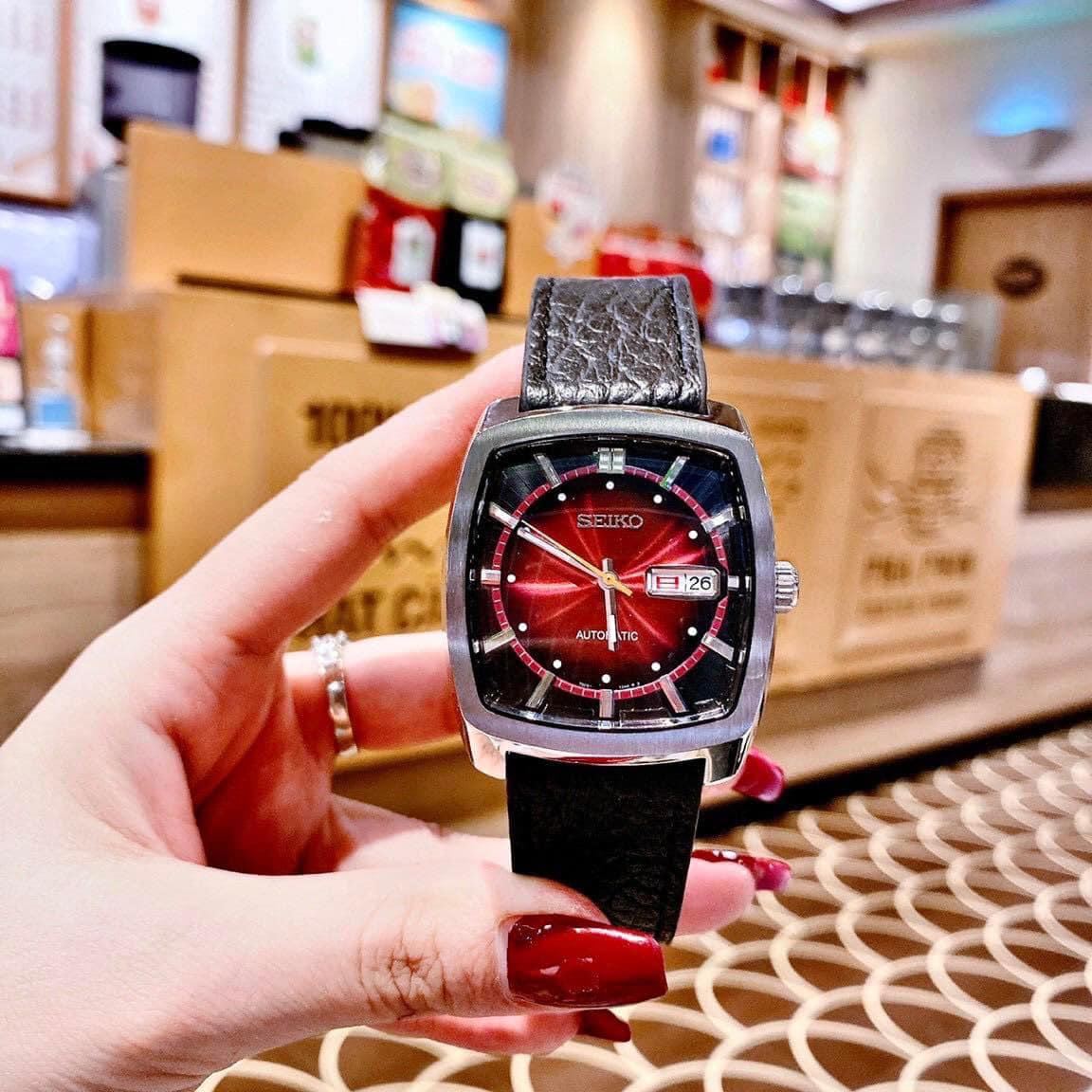 Đồng hồ Seiko máy cơ Automatic dây da vuông