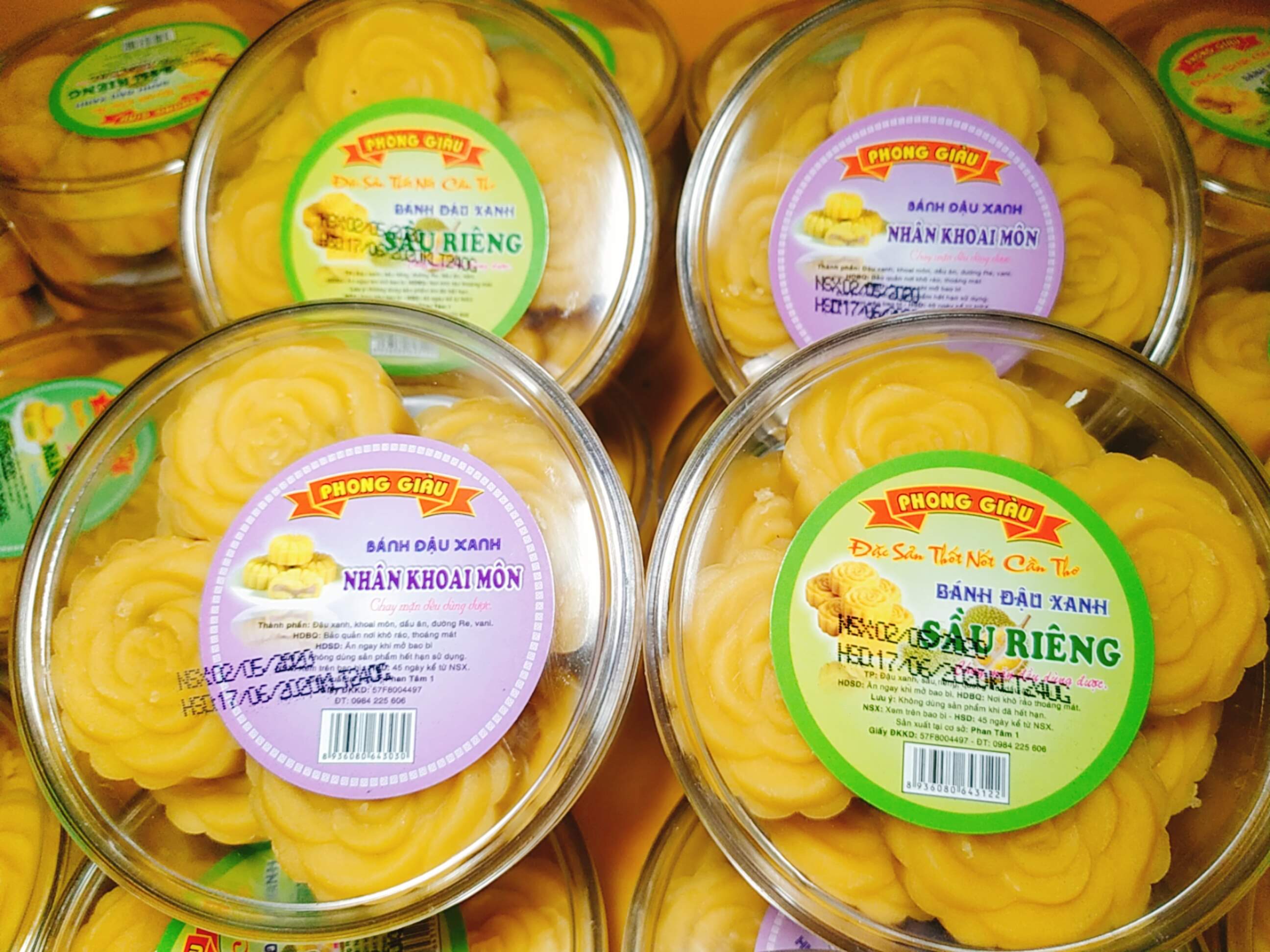 Bánh đậu xanh : nhân khoai môn, nhân sầu riêng, nhân lá dứa
