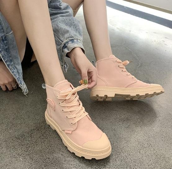Giày boots nữ cổ ngắn màu hồng phòng cách Hàn Quốc TA 1007