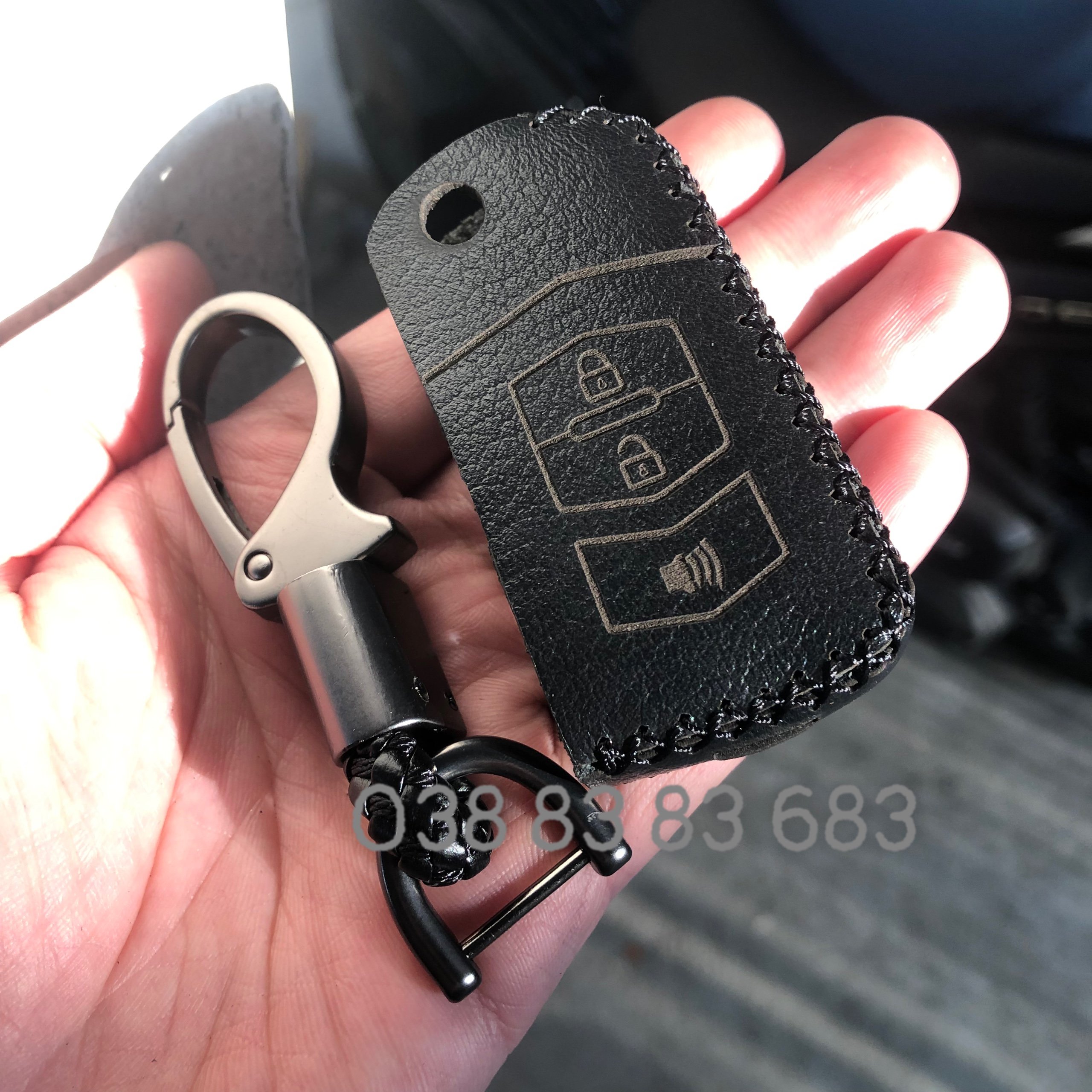 bao da chìa khoá Mazda 3s ( chìa gập) handmade da bò thật 100%, khắc tên sdt lên bao da. có Móc Khóa
