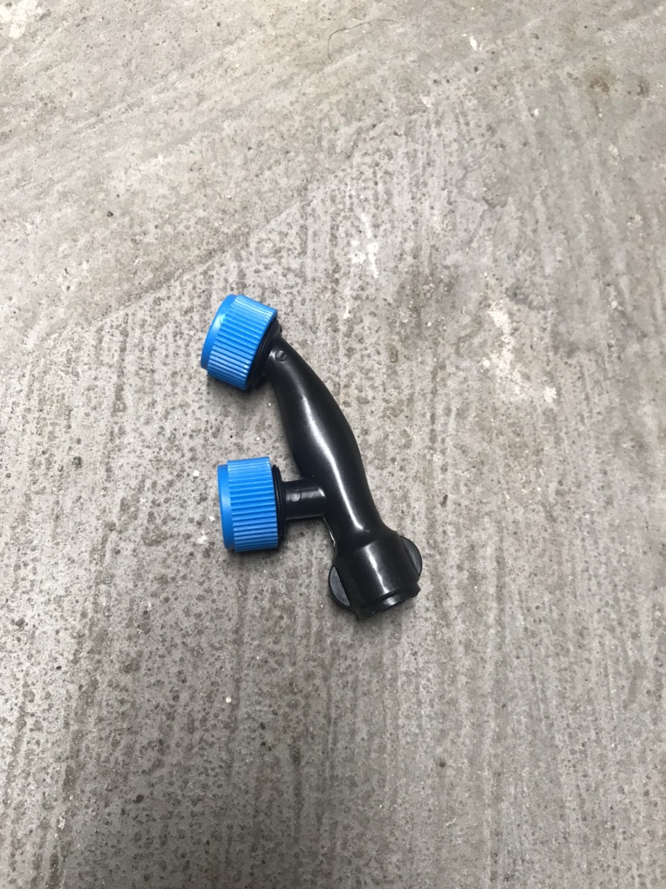 Béc phun thuốc trừ sâu 2 lỗ dành cho bình xịt điện, giá rẻ