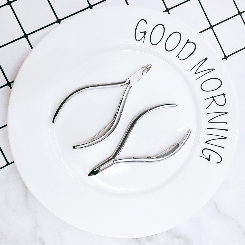 [HCM]Kềm Ngọc D04 chính hãng màu bạc - kìm nhặt da hình bán nguyệt dùng bền an toàn