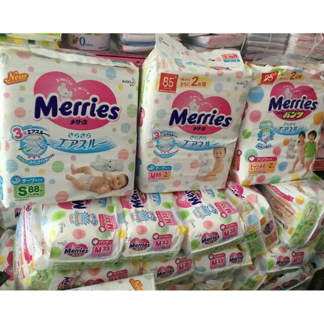 Tả bỉm dán/quần merries nhật nb90 s82 m64 l54..
