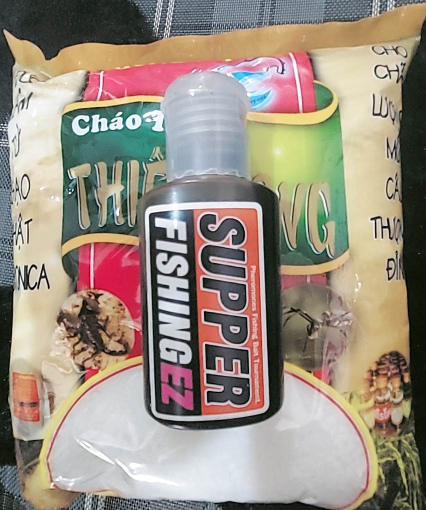 Tinh mùi câu cá tra chéprô thái lan fishing ez có 4 mùi-fishingez 01-hương liệu câu cá thái lan + tặng 1 gói cháo thiên long