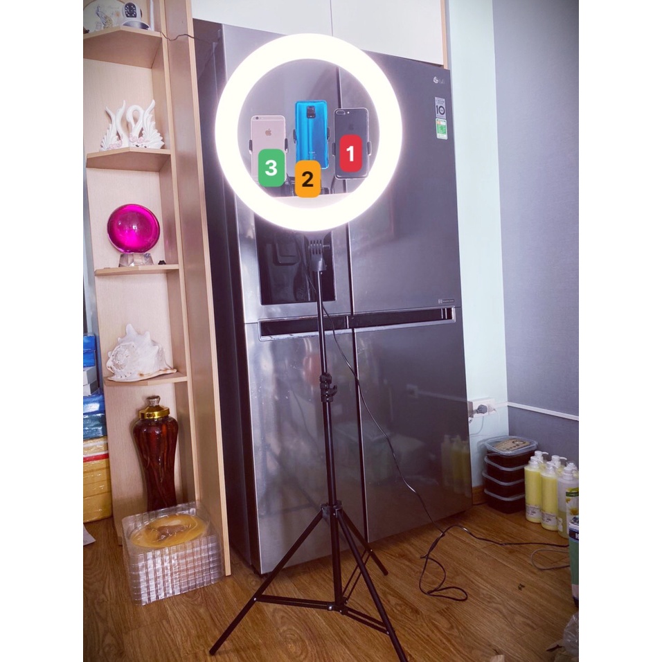Đèn live tream size 45cm live tream 3 máy điện thoại cùng lúc