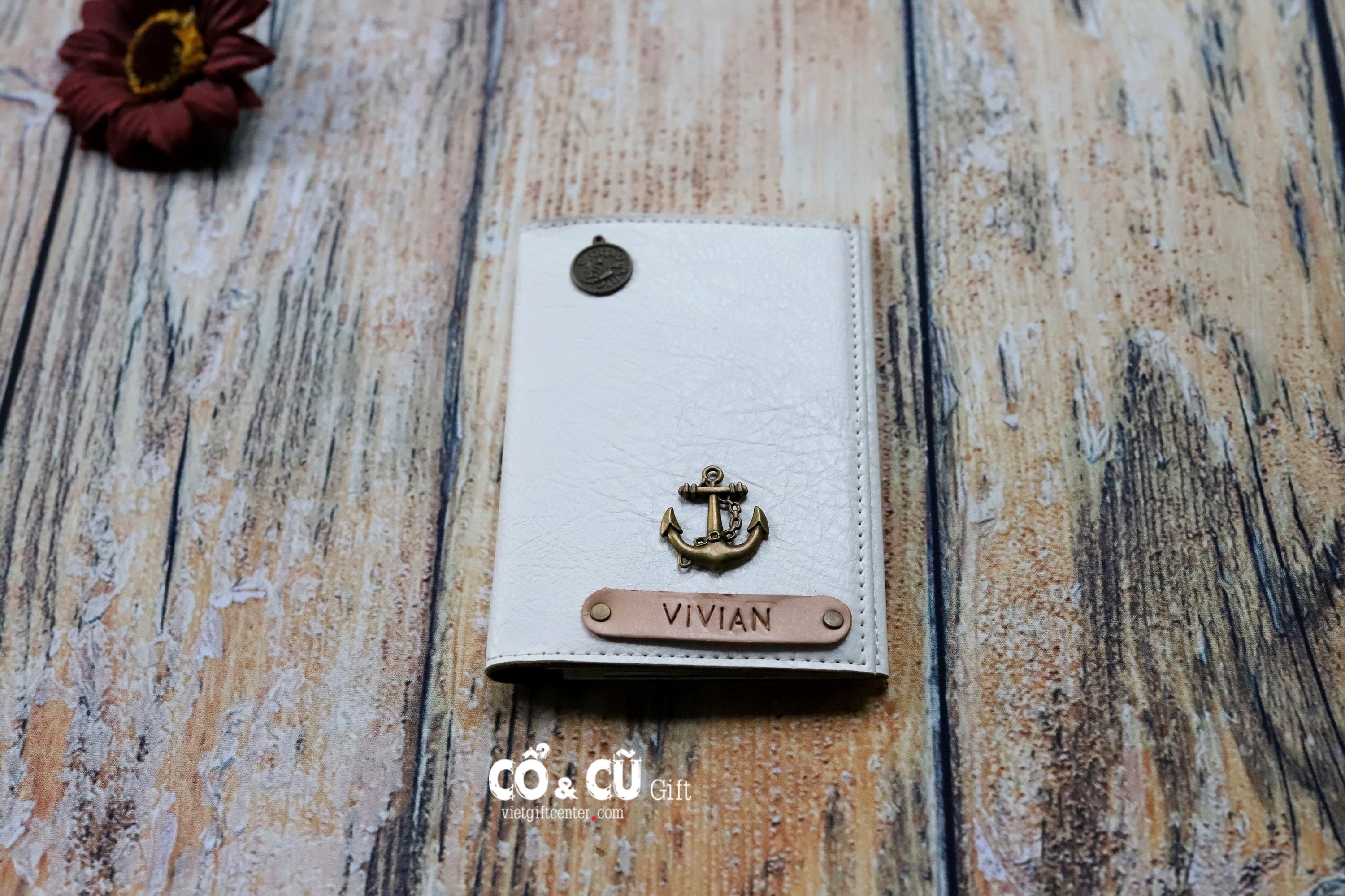 Ví đựng hộ chiếu/cover passport màu trắng