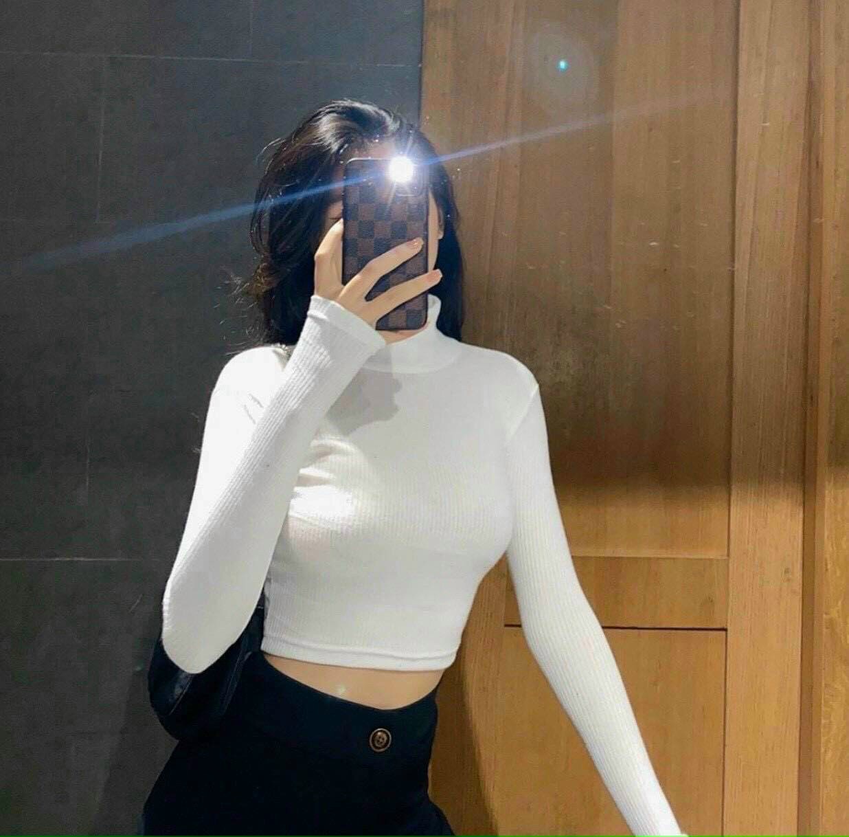 Áo croptop tay dài cổ trụ cực xinh TTSA1004