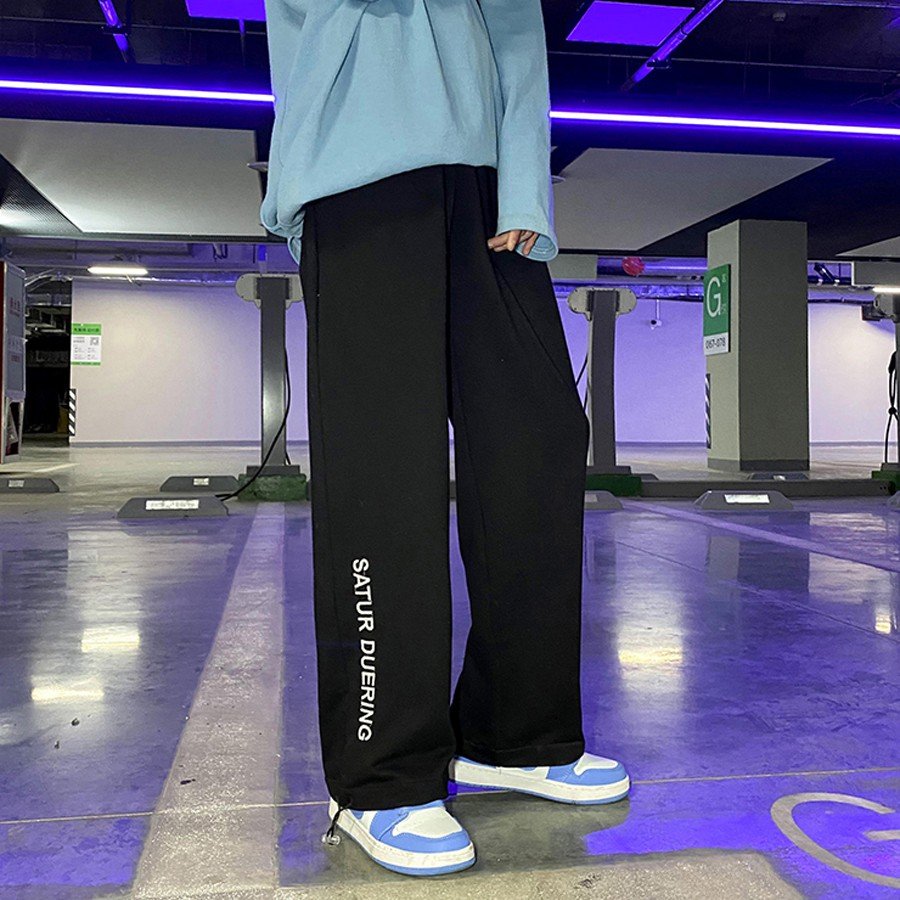 Quần Jogger Nam Nữ in Chữ Form Ống Rộng Để Suông Hoặc Rút Dây Bo Gấu Vải Mịn Mềm Mát Quần Joker, Joger