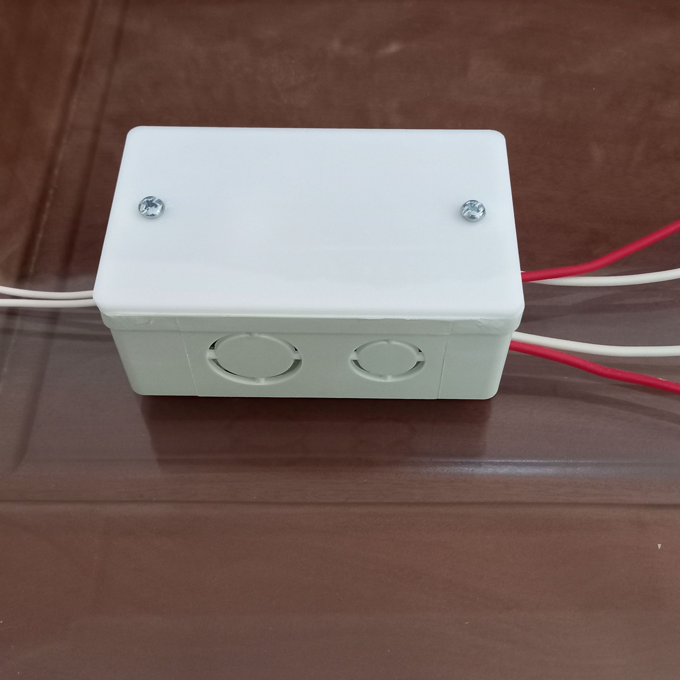 Bộ chuyển nguồn 220V xuống 12V cho phao điện máy bơm