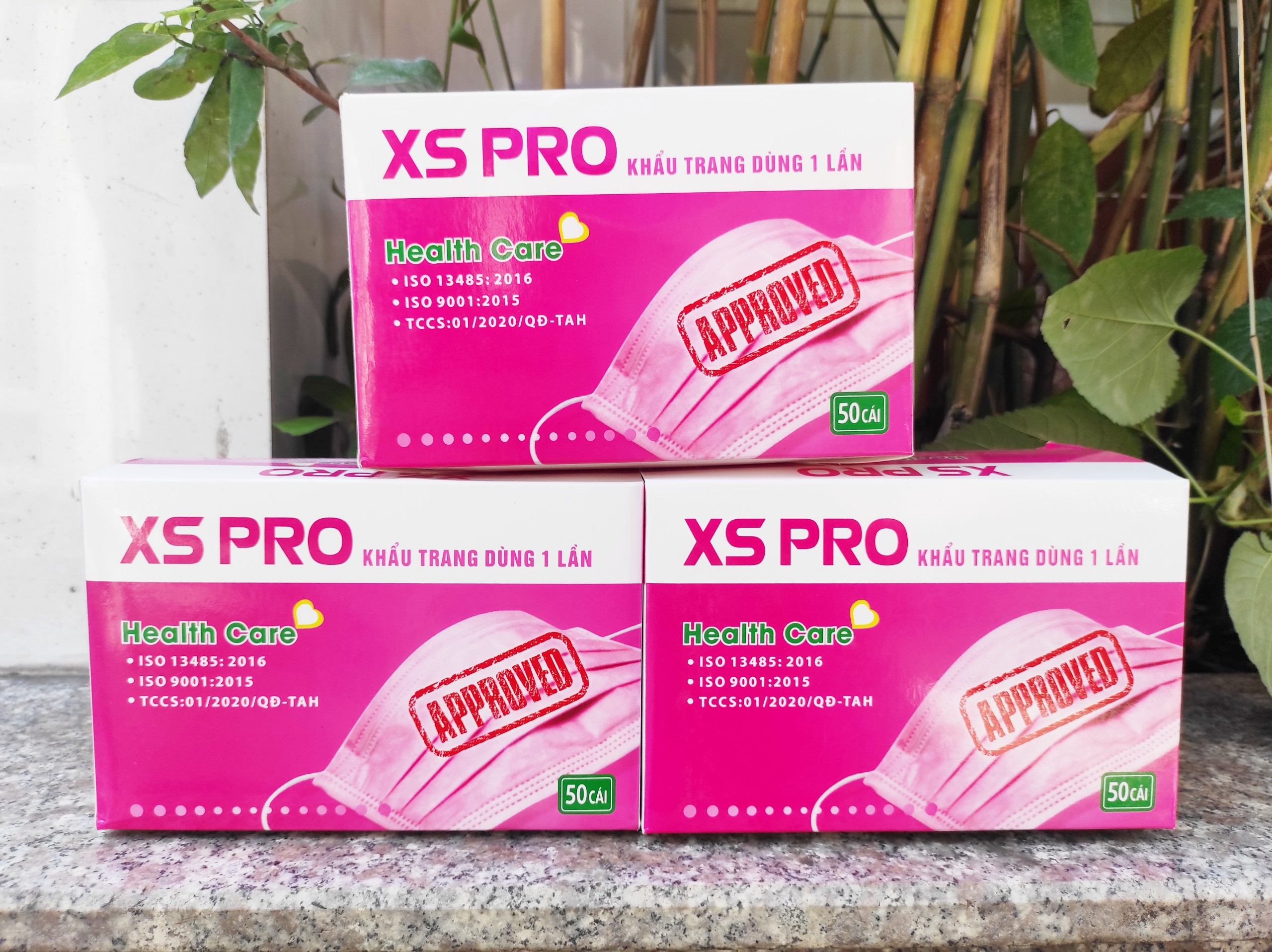 Hộp 50 Khẩu Trang Y Tế XS PRO 4 Lớp Màu Hồng