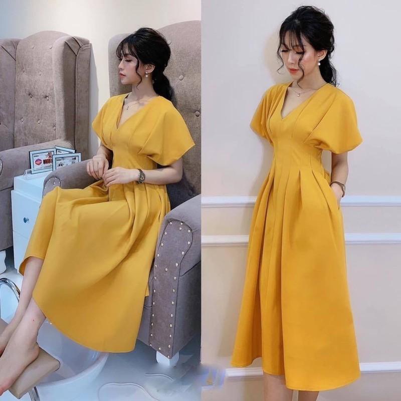 Đầm xếp ly bó eo cổ V