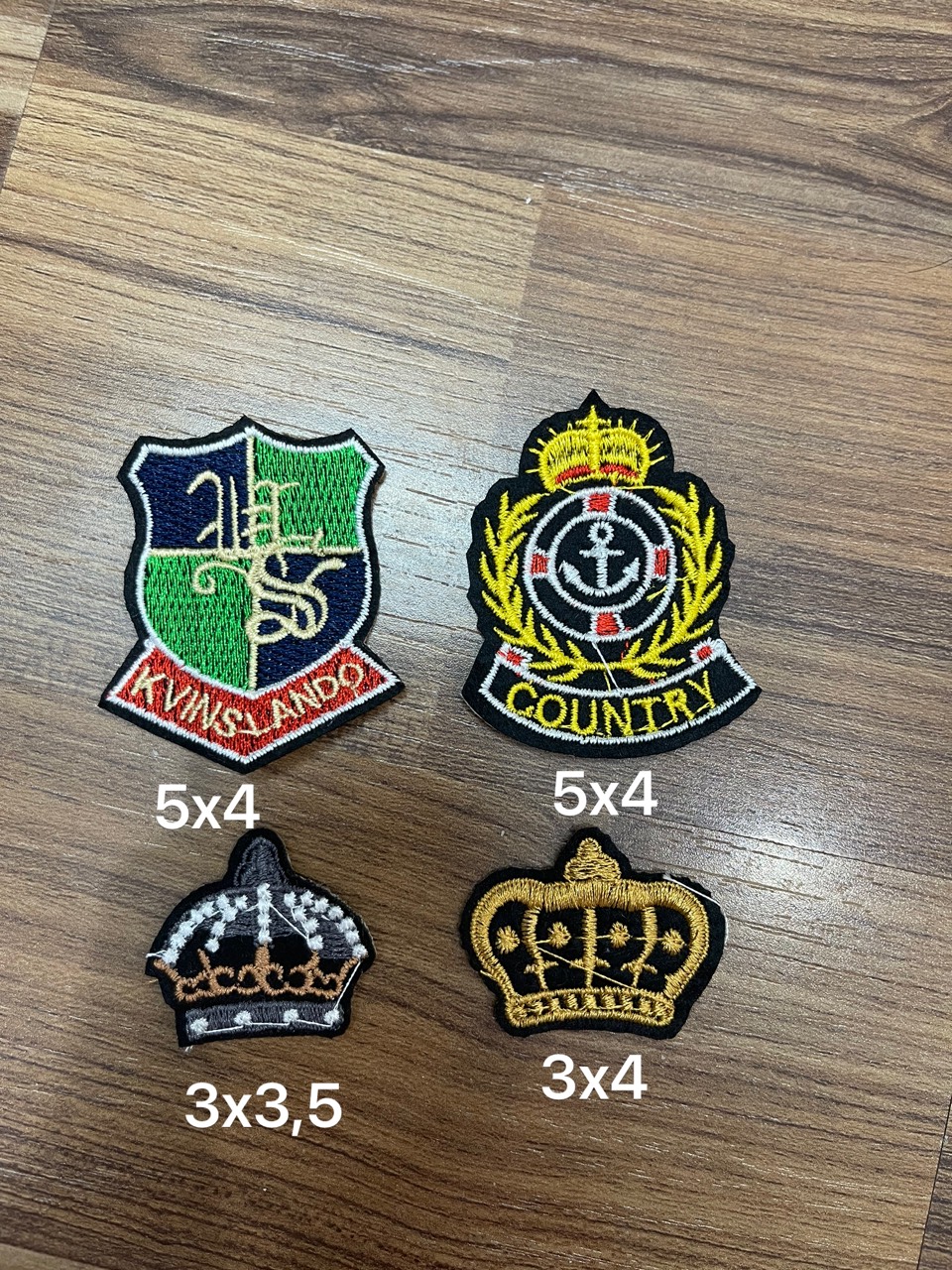 Miếng Sticker Thêu Ủi hình logo thương thiệu cAO Cấp