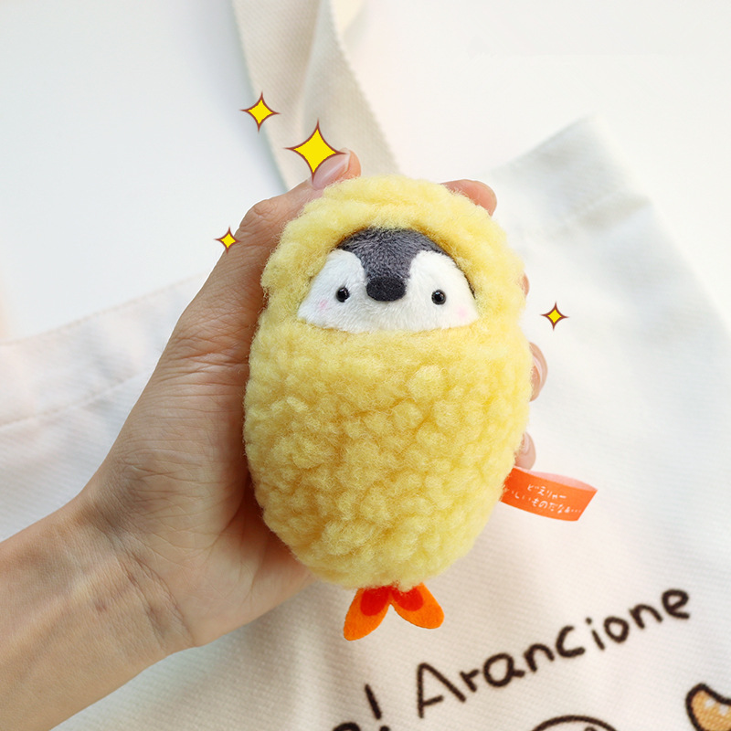Móc khoá bông hình chim cánh cụt bọc tôm tempura dễ thương 10cm