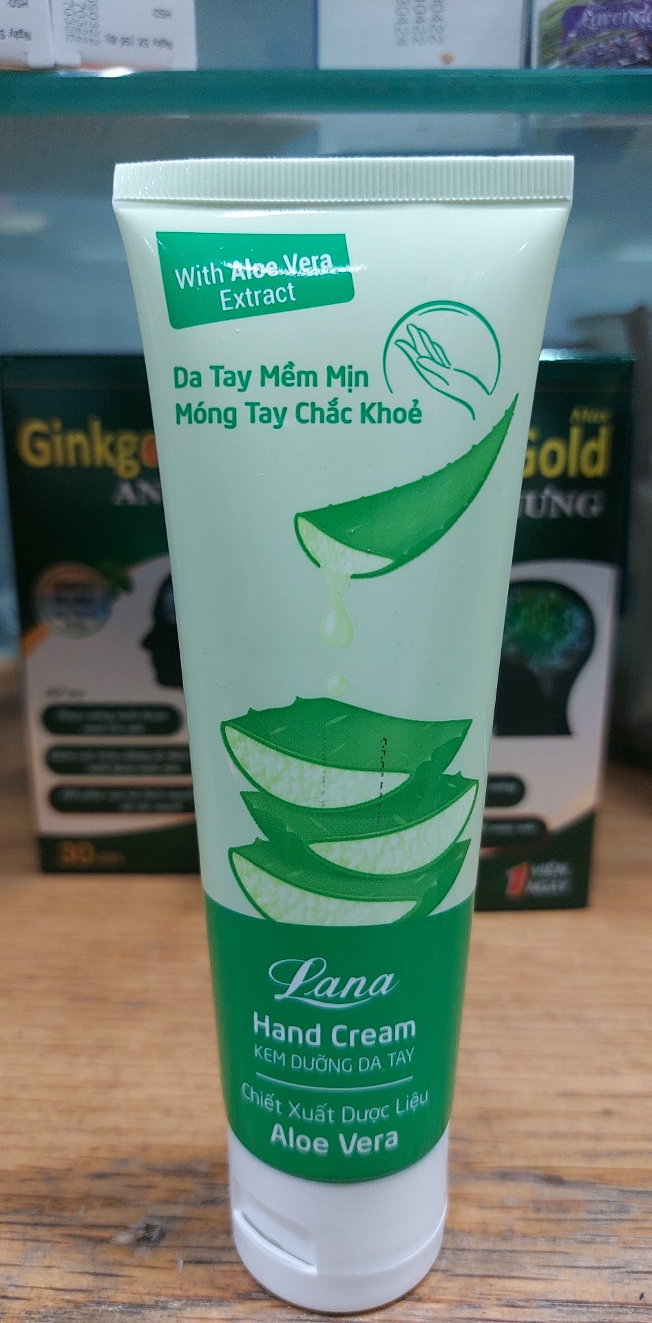 Kem dưỡng tay lana hand cream tube 80gr