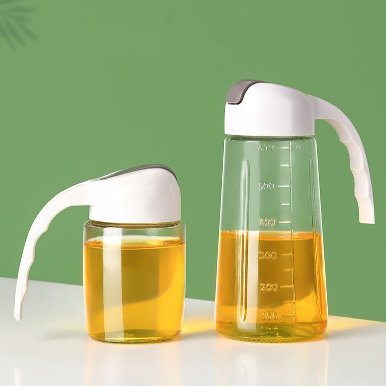 Bình rót dầu ăn thủy tinh mở nắp tự động 600ml , bình đựng dầu ăn thủy tinh 630ml nắp tự động đóng mở khi rót chống rò rỉ sử dụng tiện lợi