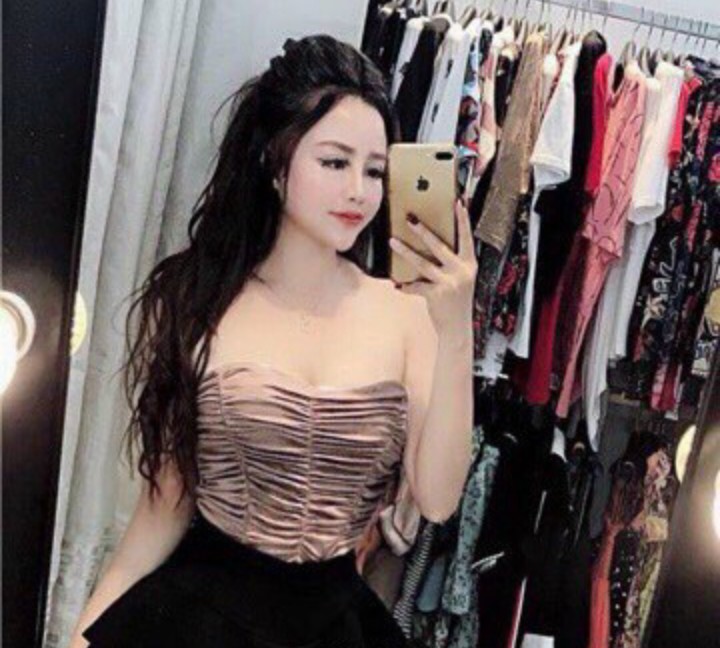 [HCM]Áo ống nhún chất vải thun lụa có mút ngực hàng siêu đẹp hình thật chính chủ ( free size từ 40-53kg)