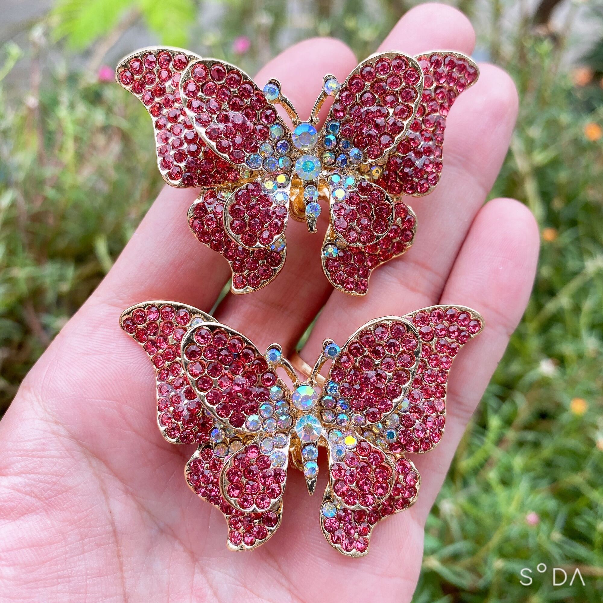 Bộ 2 charm bướm 2 tầng hồng gắn dép lào