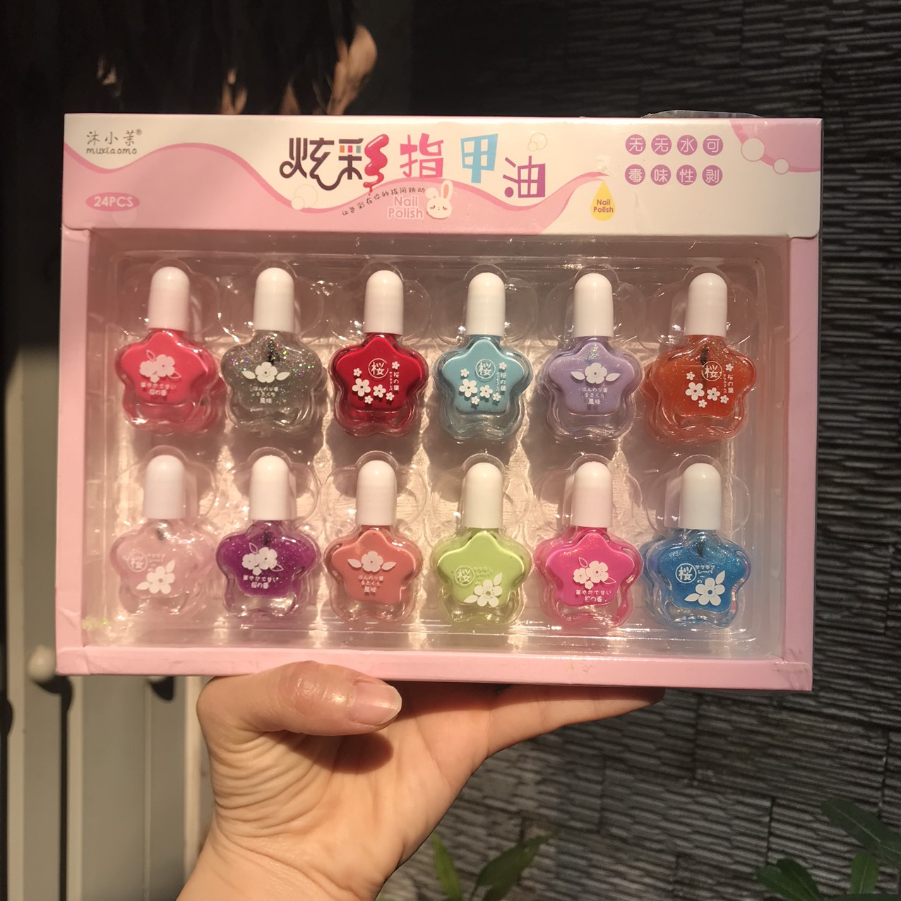 Sơn Móng Tay lột được hàng nội địa Trung không mùi cho trẻ em, sơn móng tay tự bong tiện dụng.