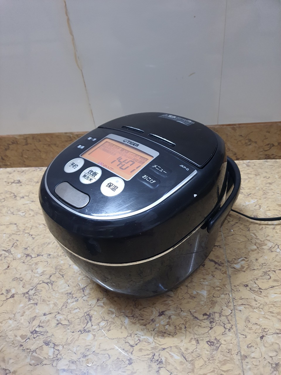 Nồi cơm điện cao tần áp suất 2 bi Tiger 1L nhật bãi