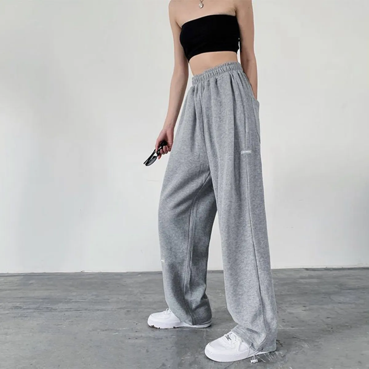 baggy training pants