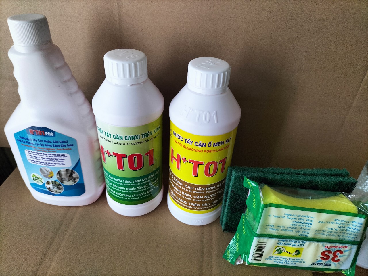 CHỈ 2K/NGÀY combo"SIÊU TIẾT KIỆM" NHÀ SẠCH 3 sản phẩm tẩy rửa nhà tắm nhà vệ sinh HT01 cực mạnh ,tẩy kính,tẩy cặn inox,tẩy bồn cầu!chất tẩy kính,nước tẩy kính,chất tẩy bồn cầu,tẩy bồn cầu ố vàng,tẩy trắng bồn cầu!