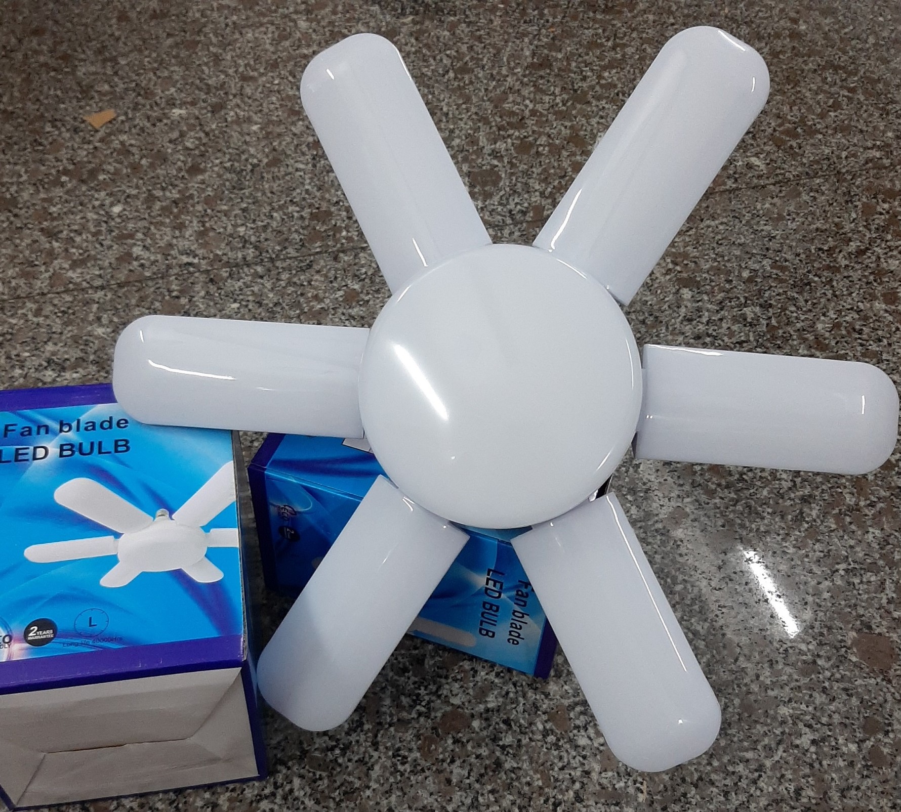 Bóng đèn led 6 cánh 90w, siêu tiết kiệm điện