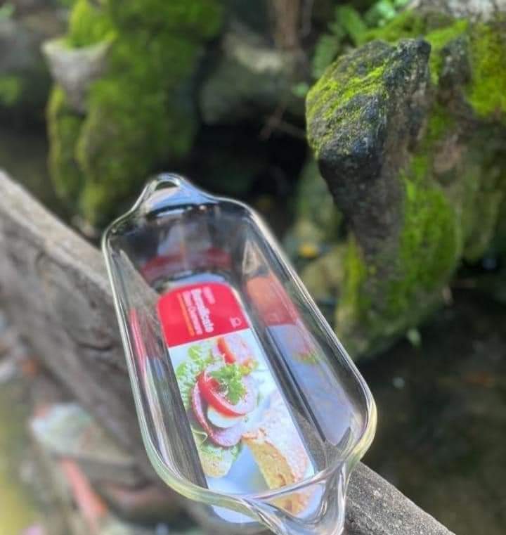 Đĩa thủy tinh chịu nhiệt, khay nướng Lock&Lock Glass Ovenware LLG581PG dung tích 1,3L