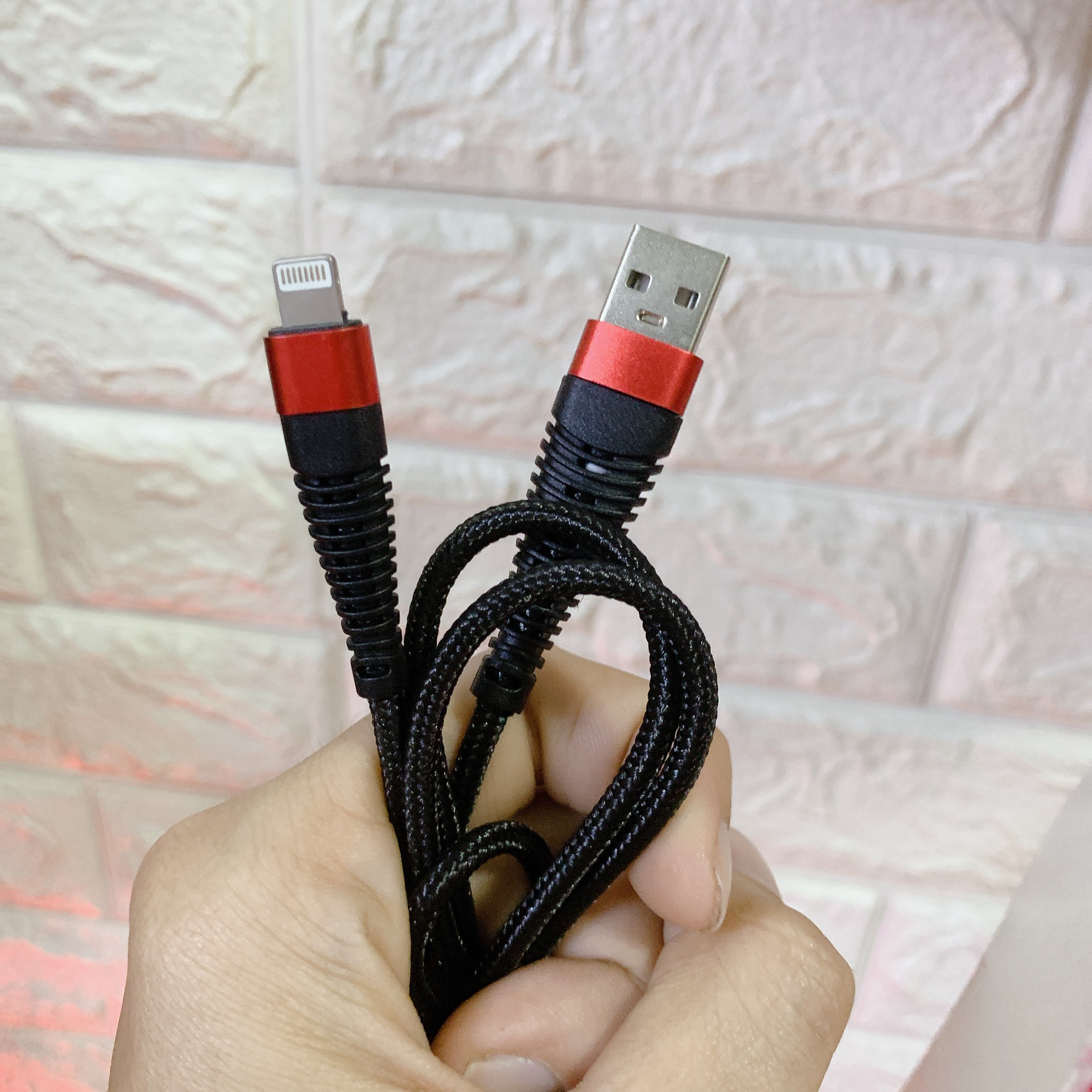 Dây cáp sạc 1m bọc vải dù bền bỉ chắc chắn