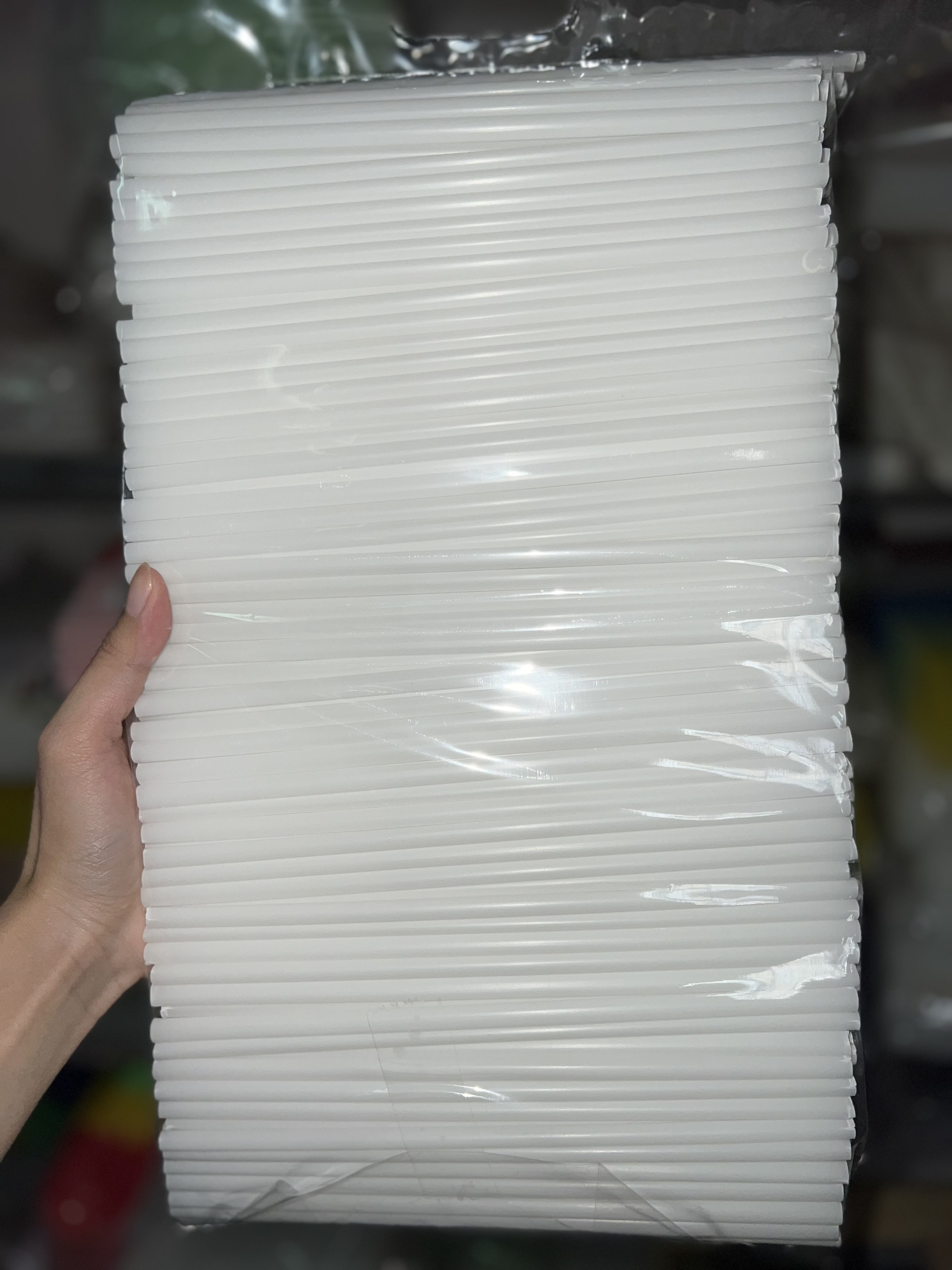 Ống hút trắng sữa phi 6 hai đầu bằng - 500g/bịch