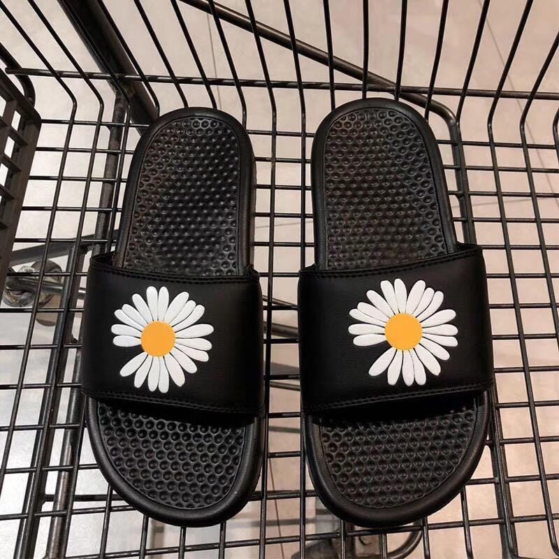 (ảnh thật tặng hộp) dép quai ngang - dép hoa cúc màu đen dành cho nam nữ mẫu mới