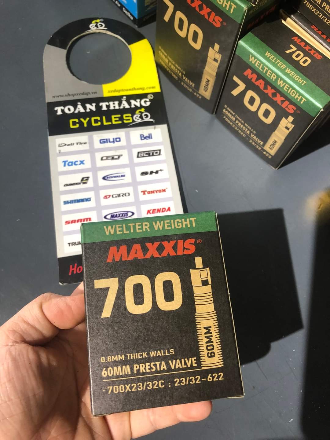 Ruột xe đạp 700×23/32c 60mm van nhỏ maxxis bicycle tube welter weight